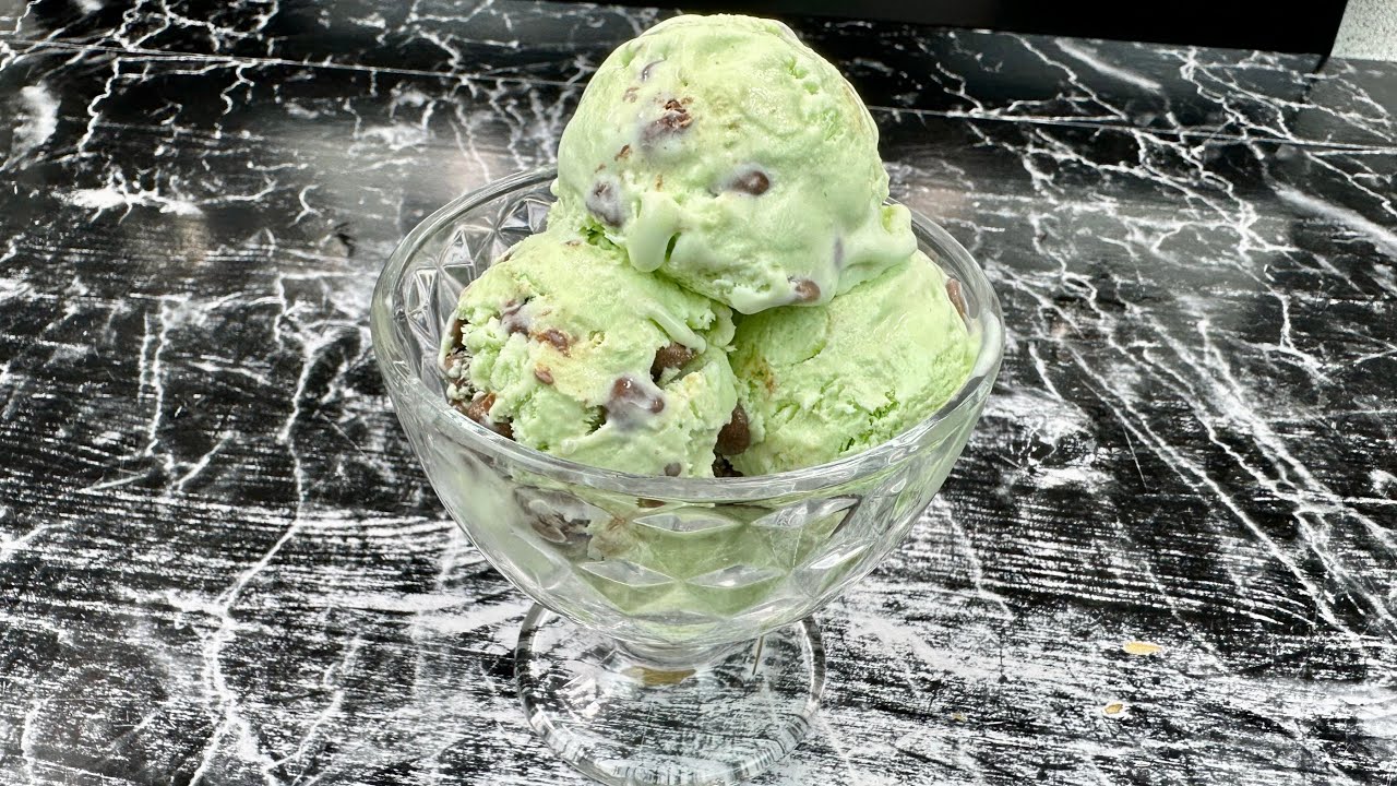 FINI LES GLACES INDUSTRIELLES ❌ Essayez cette version maison au parfum menthe chocolat 🍦