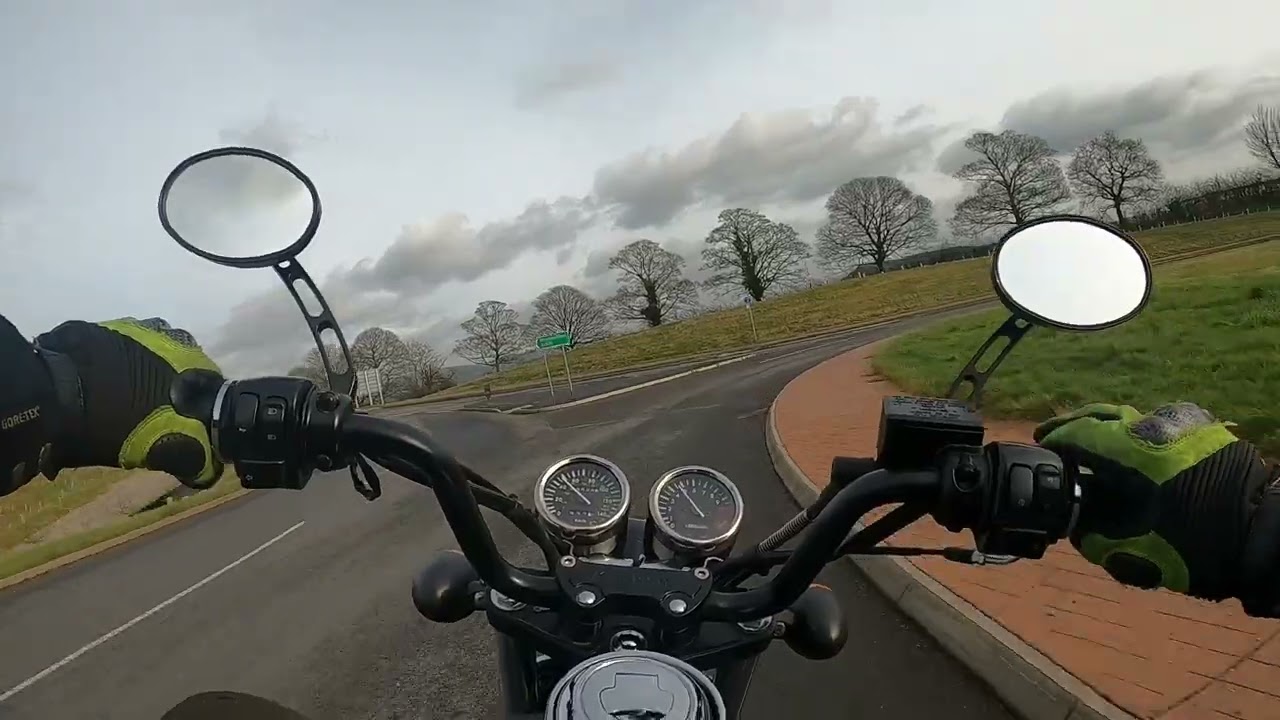 2022 Keeway Superlight 125 E5 Walkaround & Test Ride