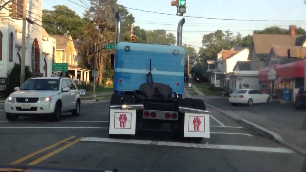 69 Kenworth 8v71 Detroit Diesel part 2
