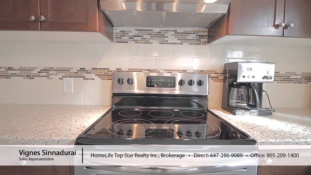 35 Gillett Dr, Ajax