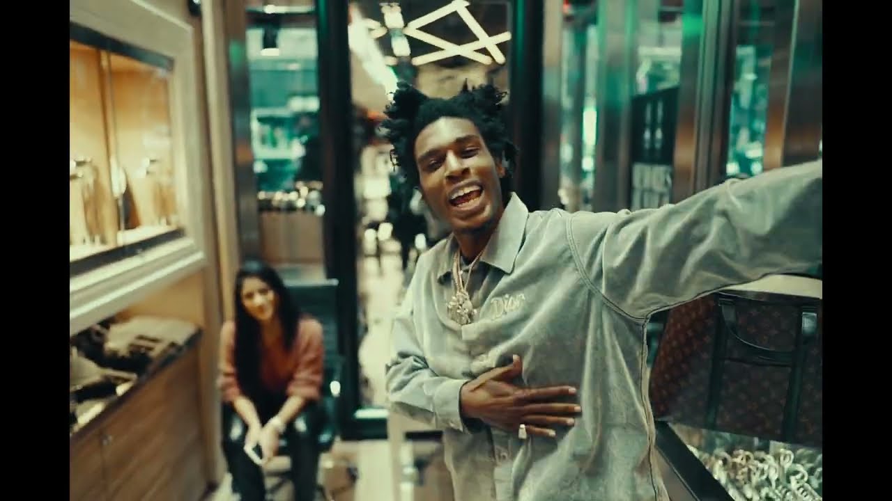 GRINCHN'4$ -GRINCH CONDO VIEWS (OFFICAL MUSIC VIDEO)