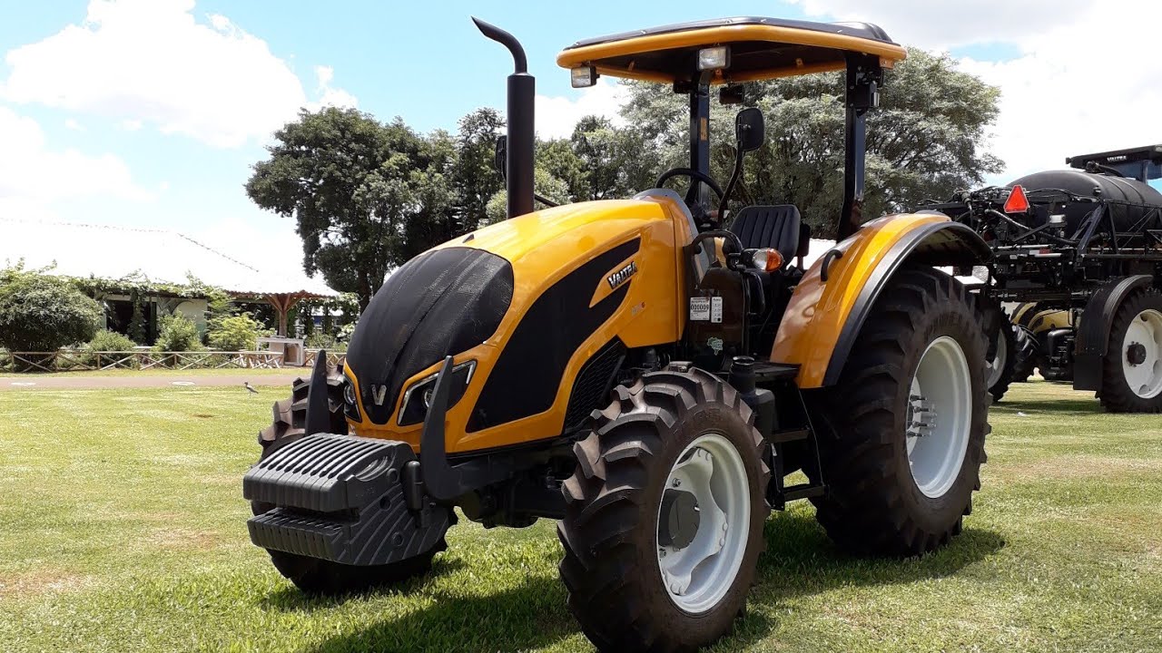 VALTRA a 74s em detalhes no Show Rural Coopavel 2019