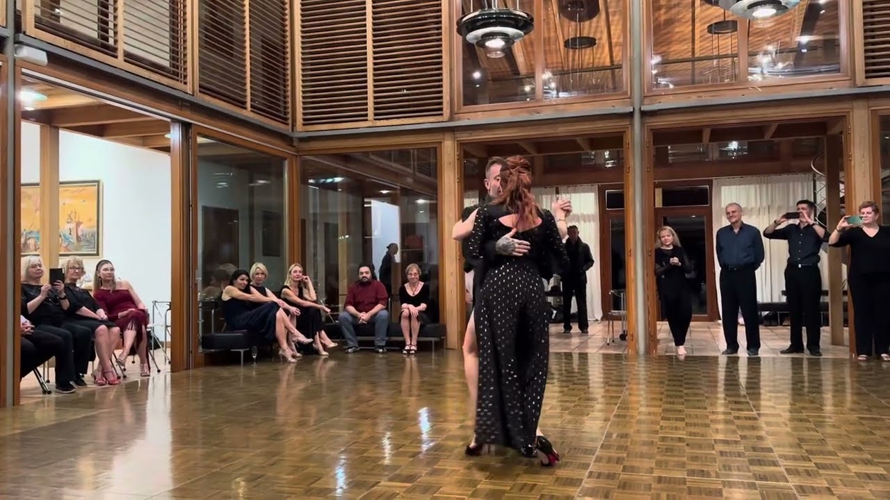 Braulio Martos & Karina Lilu - Argentine Tango  4/4 - Villa Marta LV - Improvisation A.Troilo