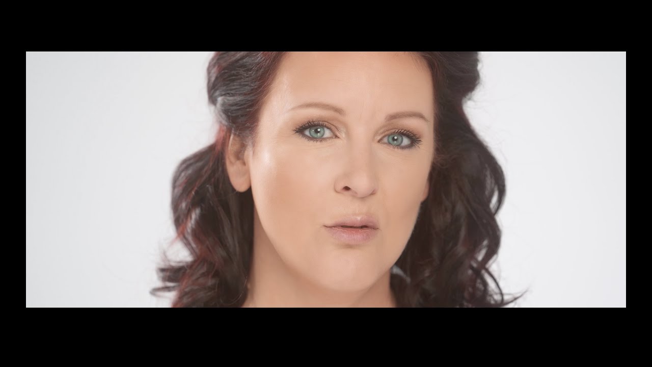 Blanc de Neige - Genevieve Leclerc (Vidéoclip officiel)