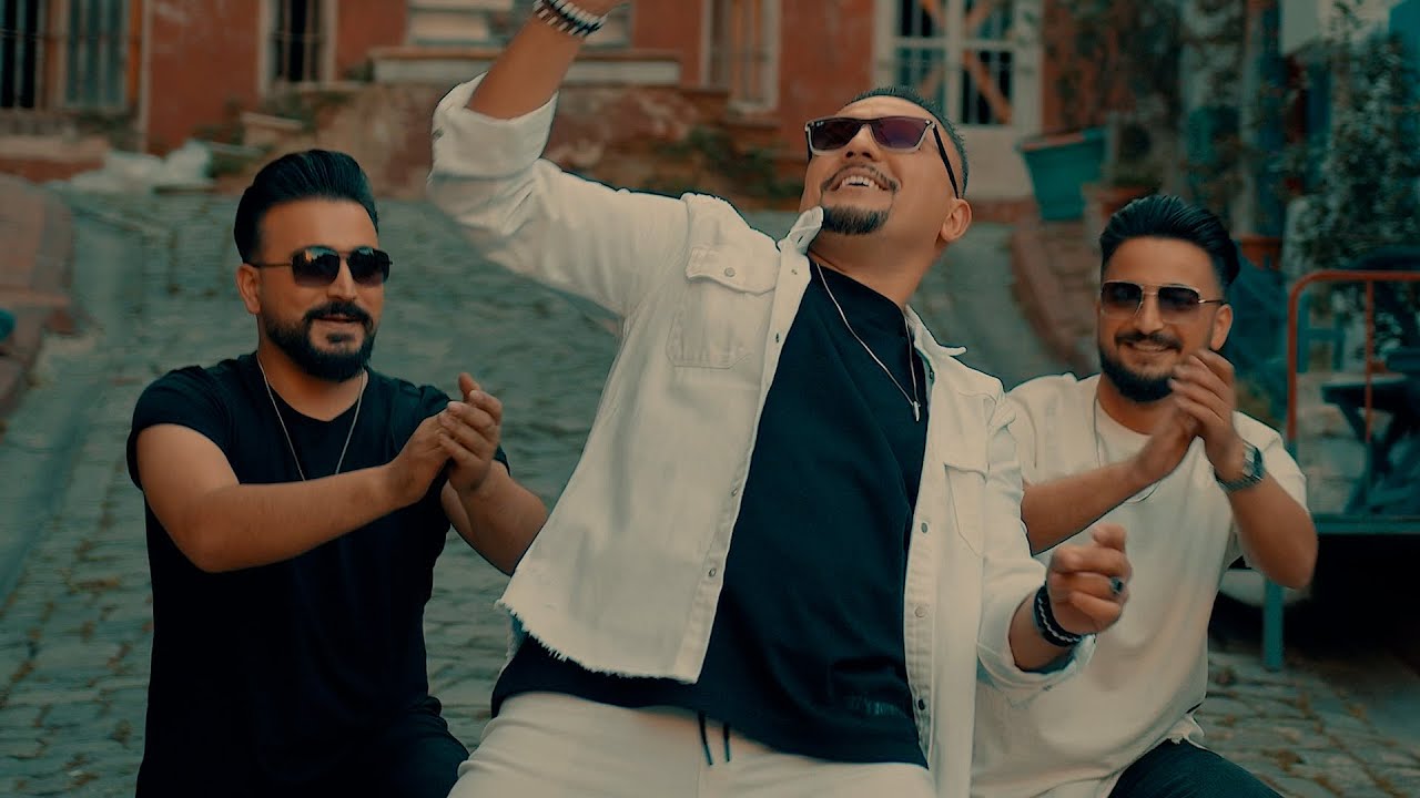 Altun Kardeşler - Armut Dalda 