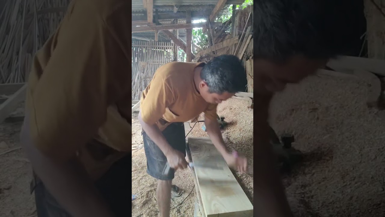 Proses pintu #woodworking #tukangkayu #fyp #carpenter 