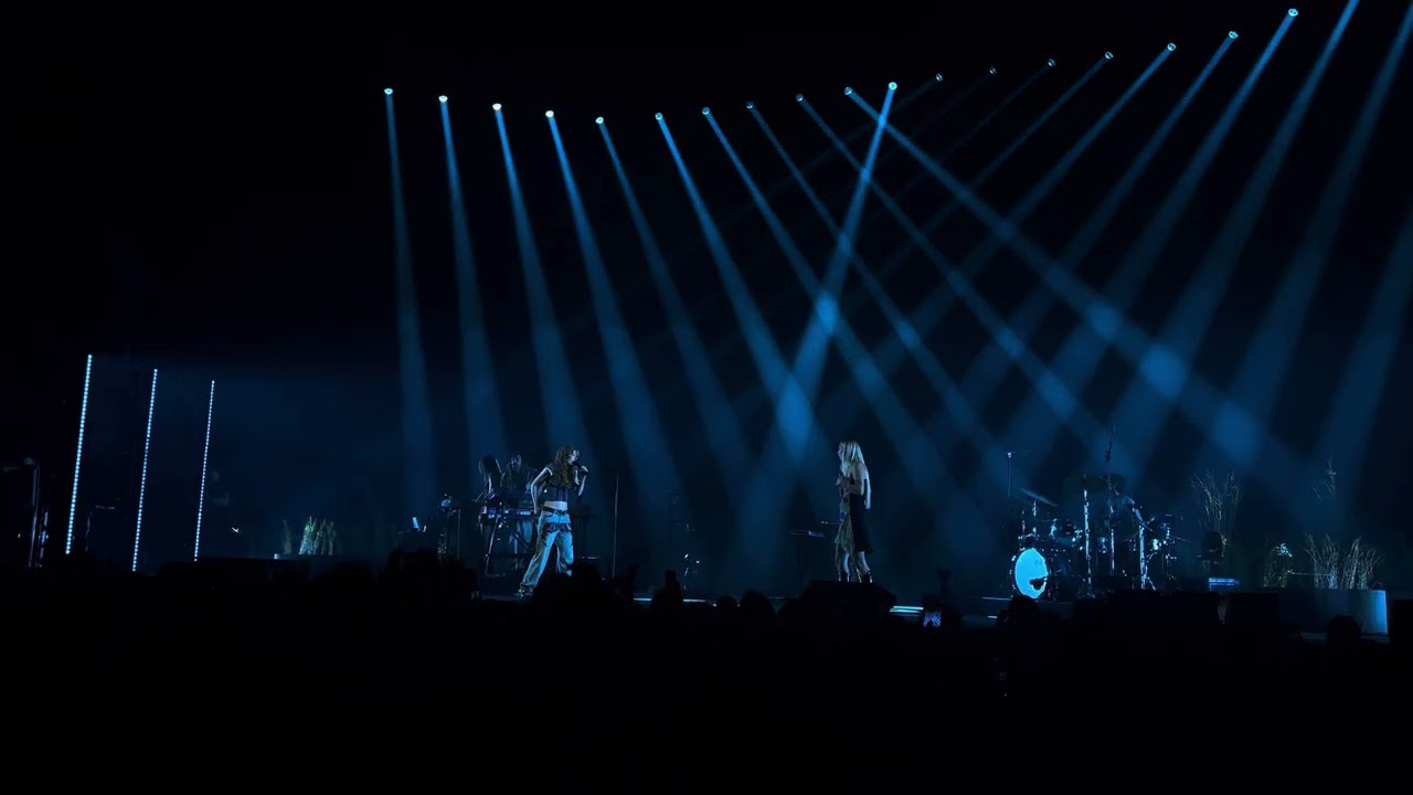 Froukje - Antwerpen (31-10-2024, Lotto arena live)