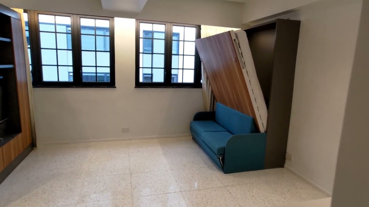 #61897 +Rooftop 350' For Rent | Po Yan Street | 5/F Walk Up Building | Furnished Studio | Net 400'