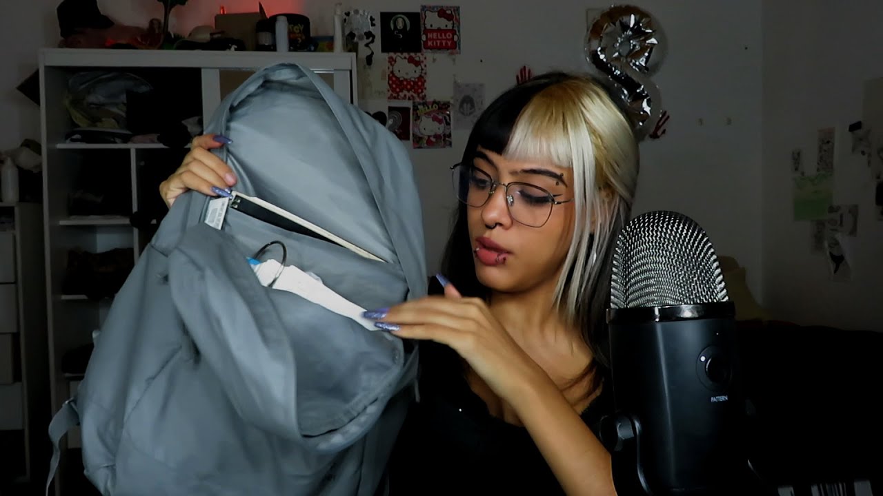 ASMR CON LO Q QUEDO D MI MOCHILA DEL COLEGIO