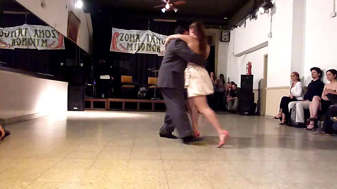 Ine Rossetti y Augusto Lagardera en ZonaTango Milonga 2