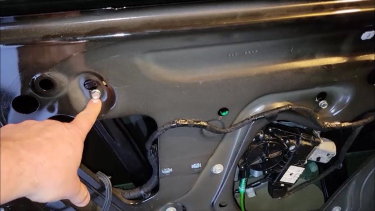 Step by Step Driver Window Regulator Replacement - Chevrolet Volt
