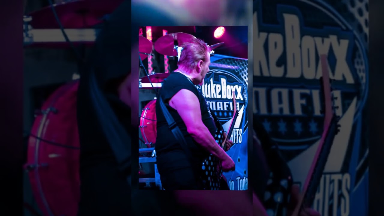 JukeBoxx Mafia at Tailgaters 9x16
