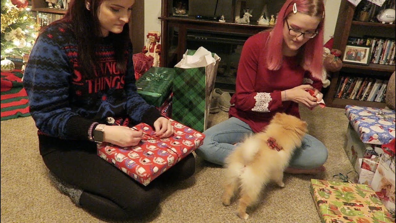 Opening Presents Christmas Eve | 2019 | Vlogmas Day 24 |