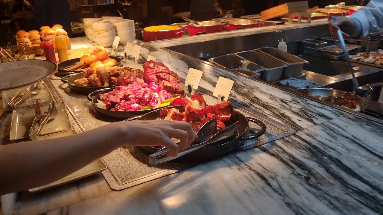 Food Paradise: Exploring the Dinner Buffet at 4 Seasons Hotel Seoul #food #delicious #yummy #buffet