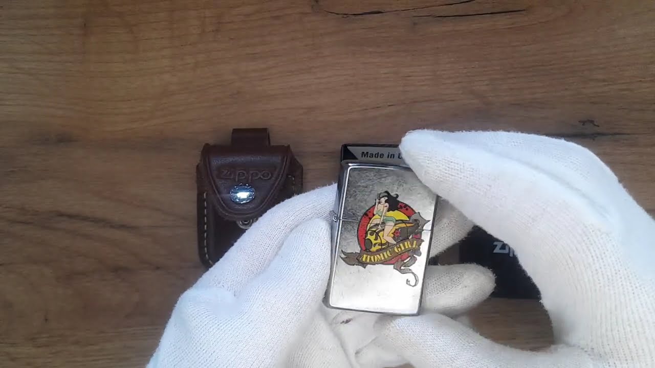 ZIPPO Atomic Girl