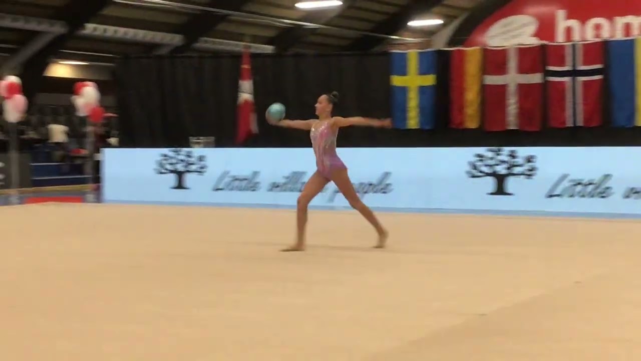 Pernille Muri Nielsen, Bold, Asker
