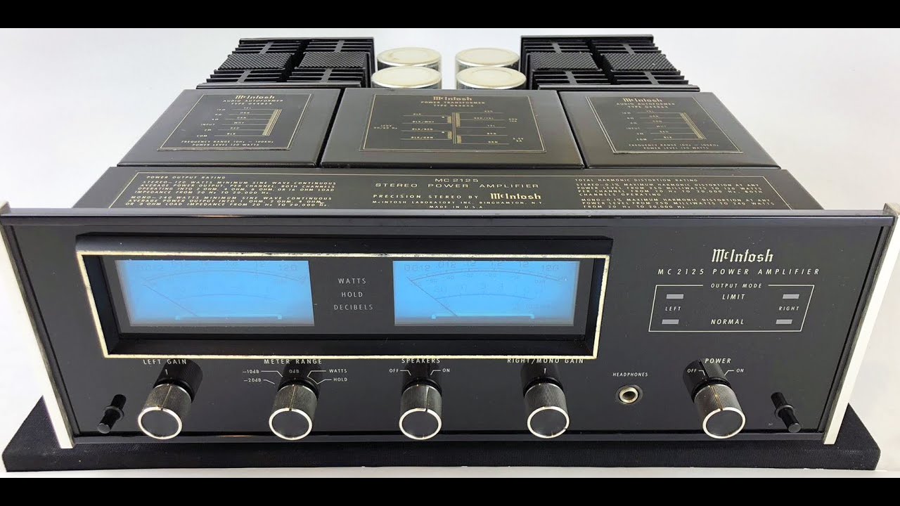 Один из наших любимых усилителей того периода — McIntosh MC-2125.