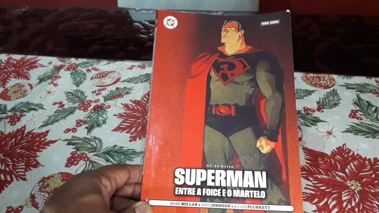 Superman entre a foice e o martelo 