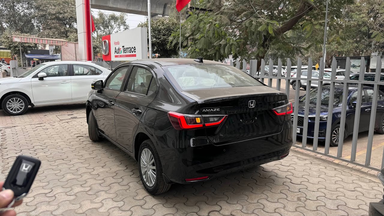 ❤️(2026 Budget Comfy Sedan😍)2025 Honda Amaze Vx CVT VFM🔥 Features & Price Review✅