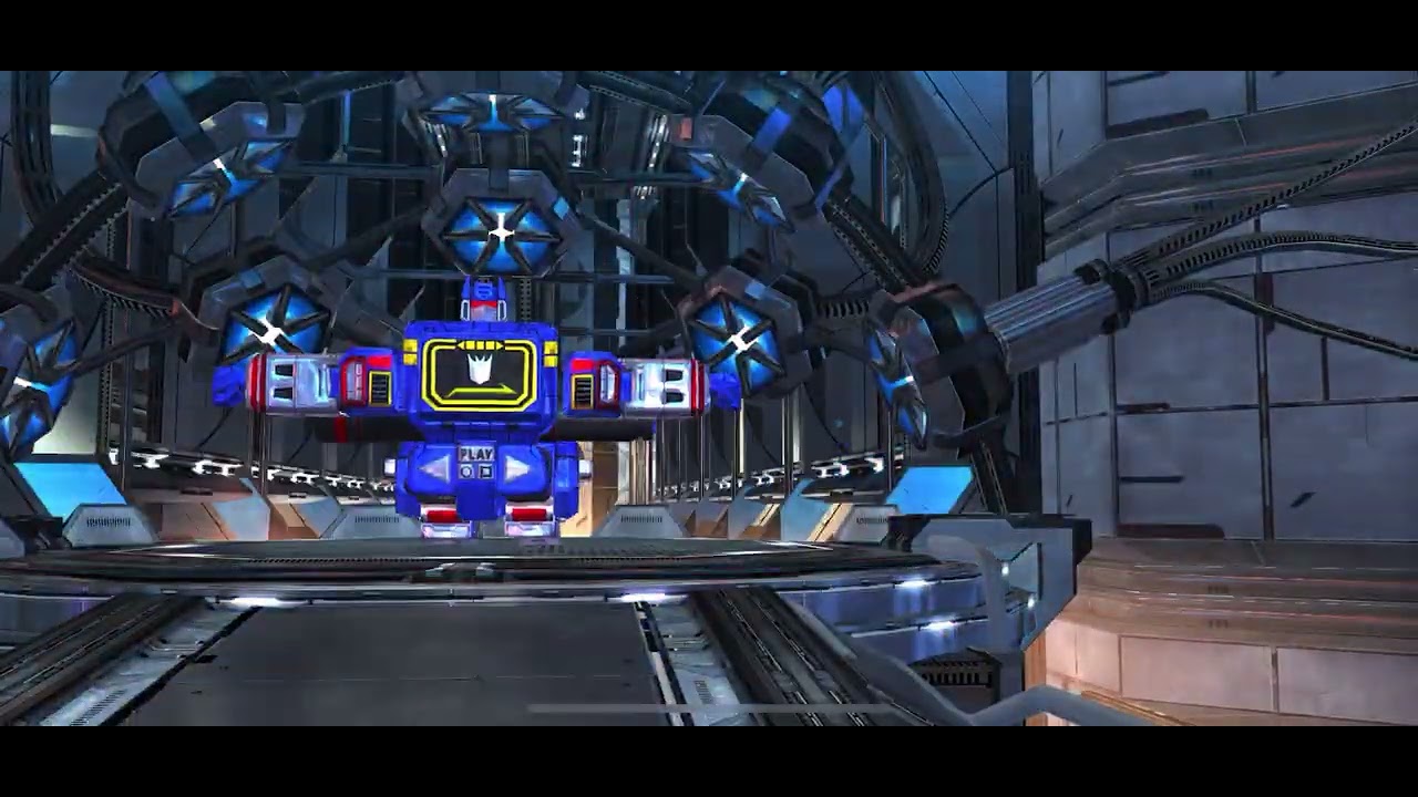 Opening abunch of loot in transformers earthwars