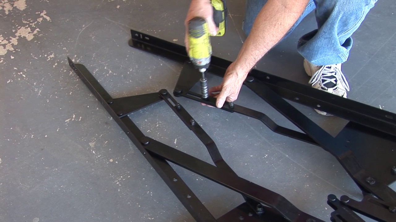 Installing Holmes E-900 Hardware & Springs