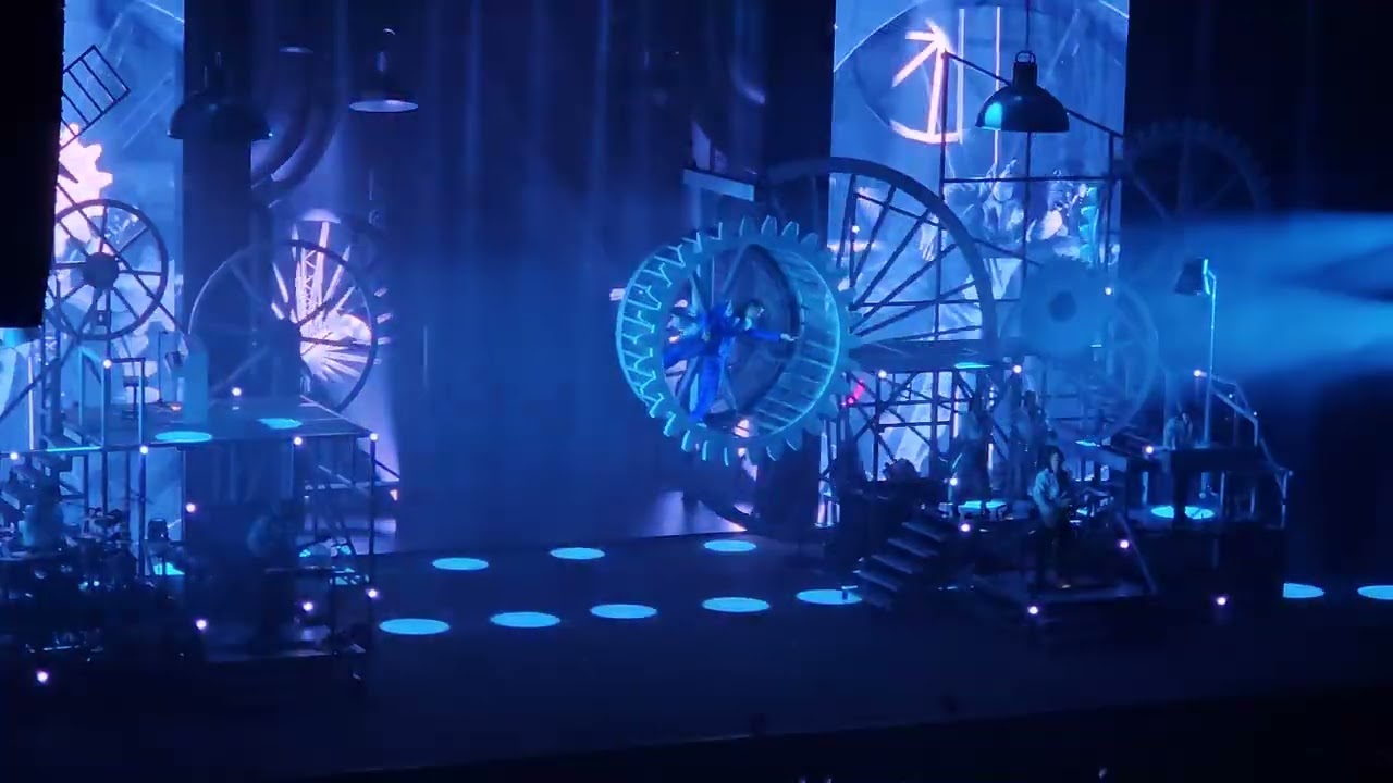 Concert MIKA Le 15.02.2026 au Zénith de Lille ❤️ (4)