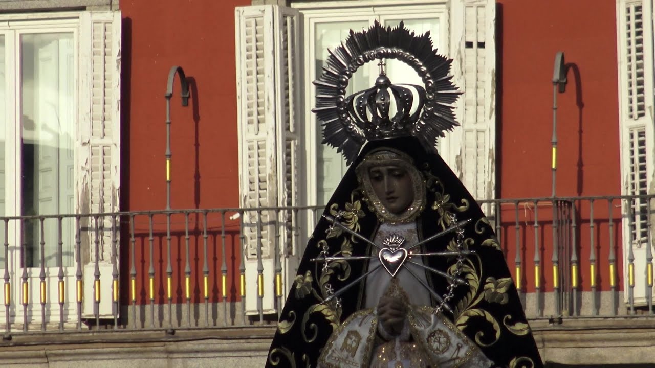 Semana Santa en Madrid 2022: Viernes Santo:  María Santísima de los Siete Dolores