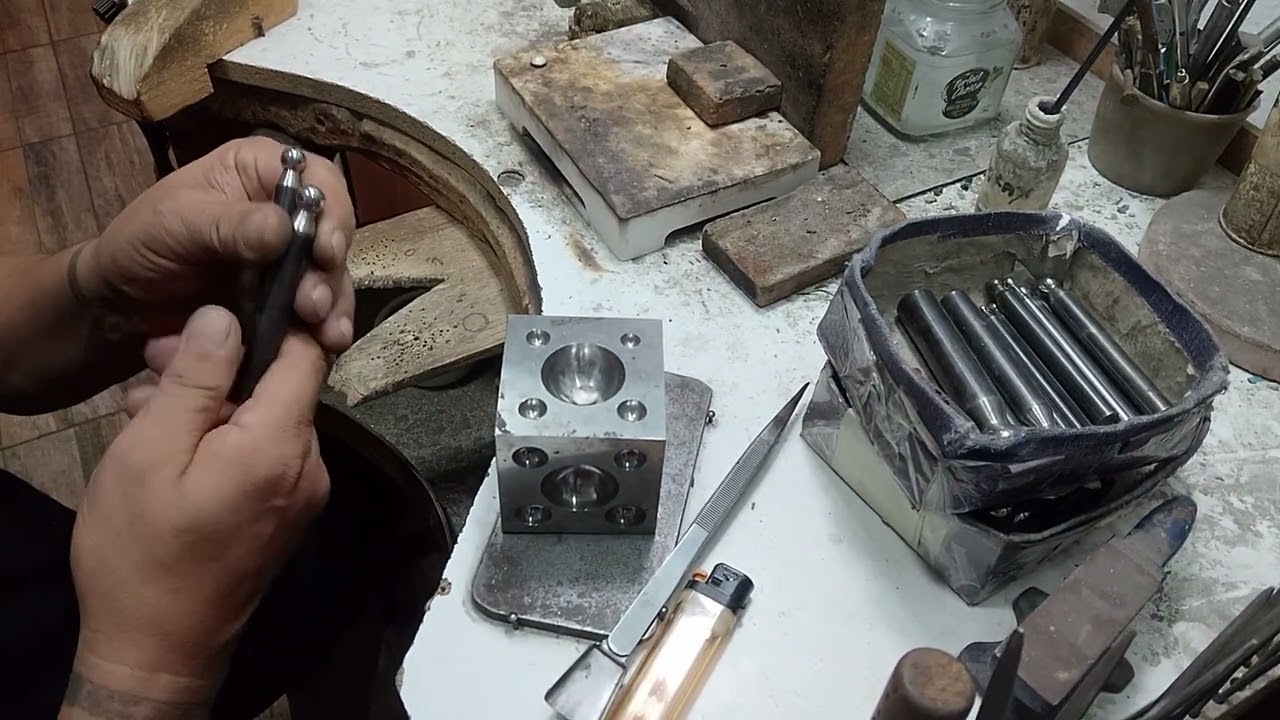 Tutorial N°2 Aros bolitas huecos con textura de plata 950