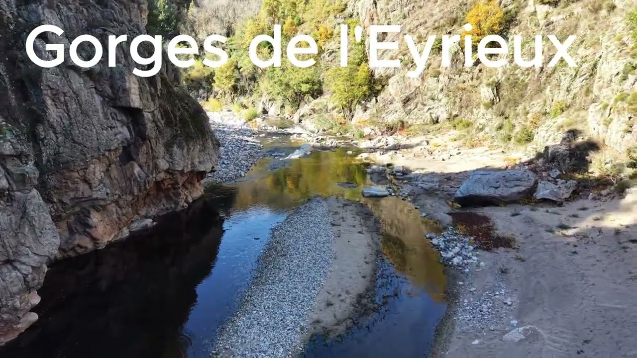 Un automne au Cheylard (Ardèche du nord )  Dji mini 5 pro.