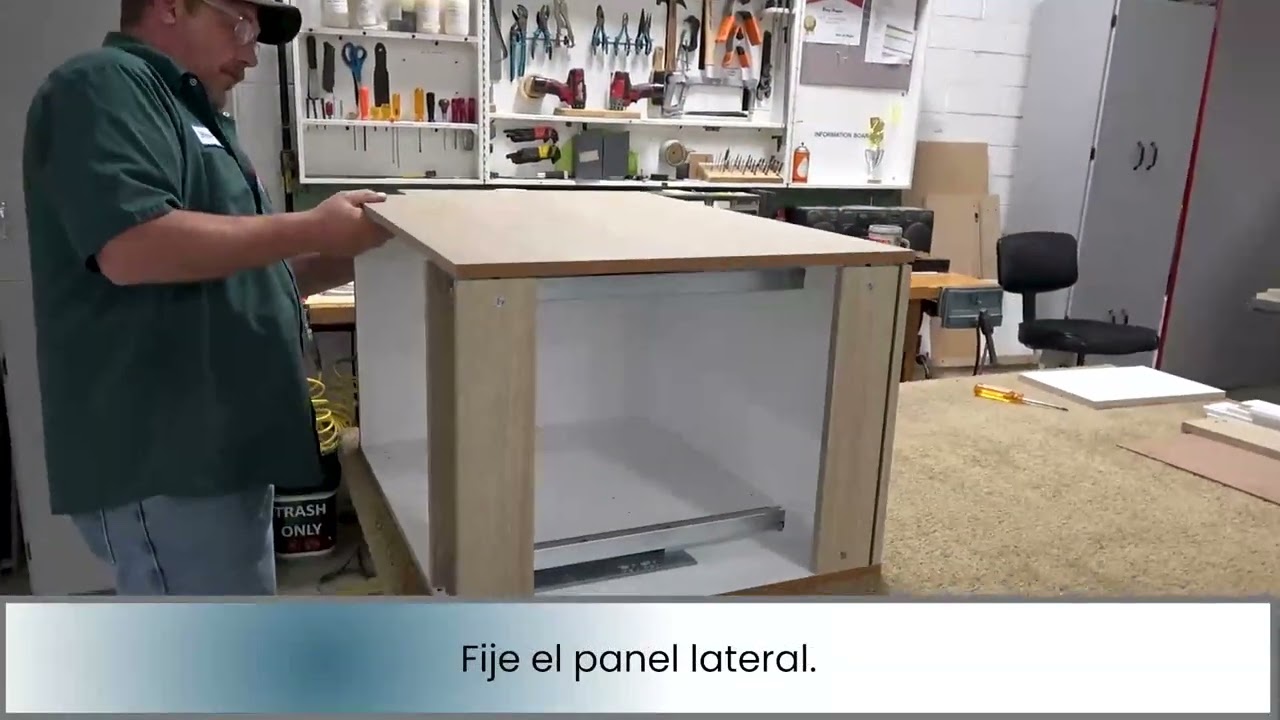 Core34 Base Cabinet Assembly Video Spanish