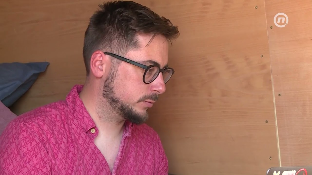 Pretvorio kombi u kamper kako bi obilazio ljepote BiH