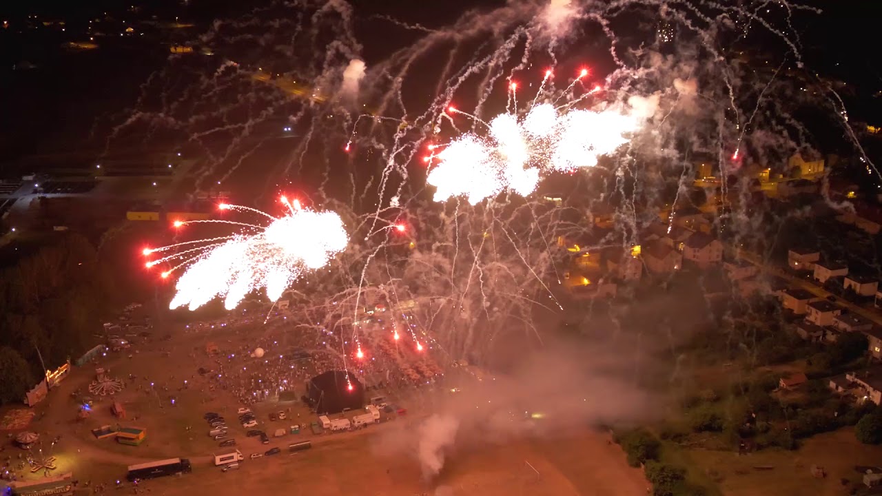 🎆 Pokaz sztucznych ogni - Dni miasta / gminy - PiroArt.pl Fajerwerki 🎆
