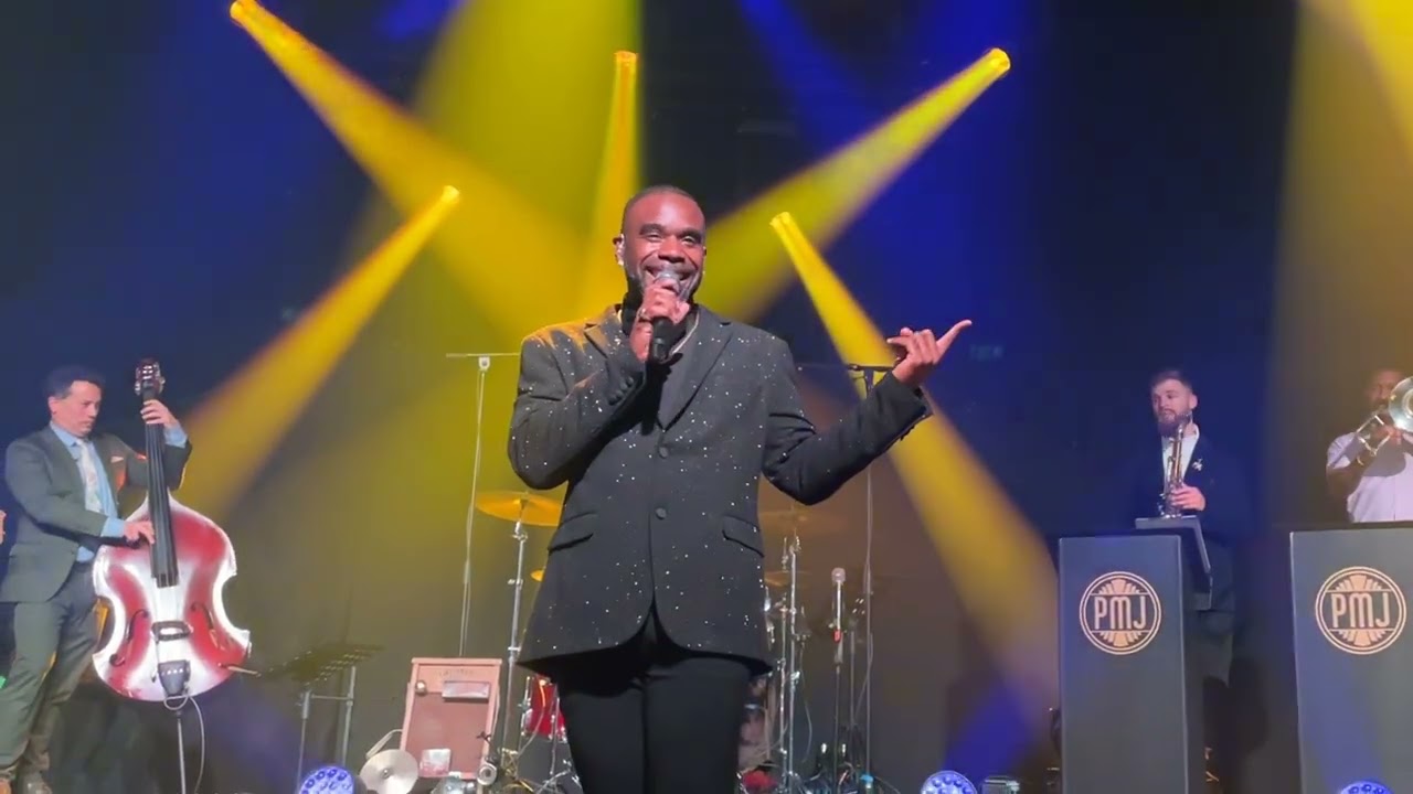 #PMJTour Outstanding front row view of live PMJ show | La Madeleine, Brussels, Belgium 18.05.24