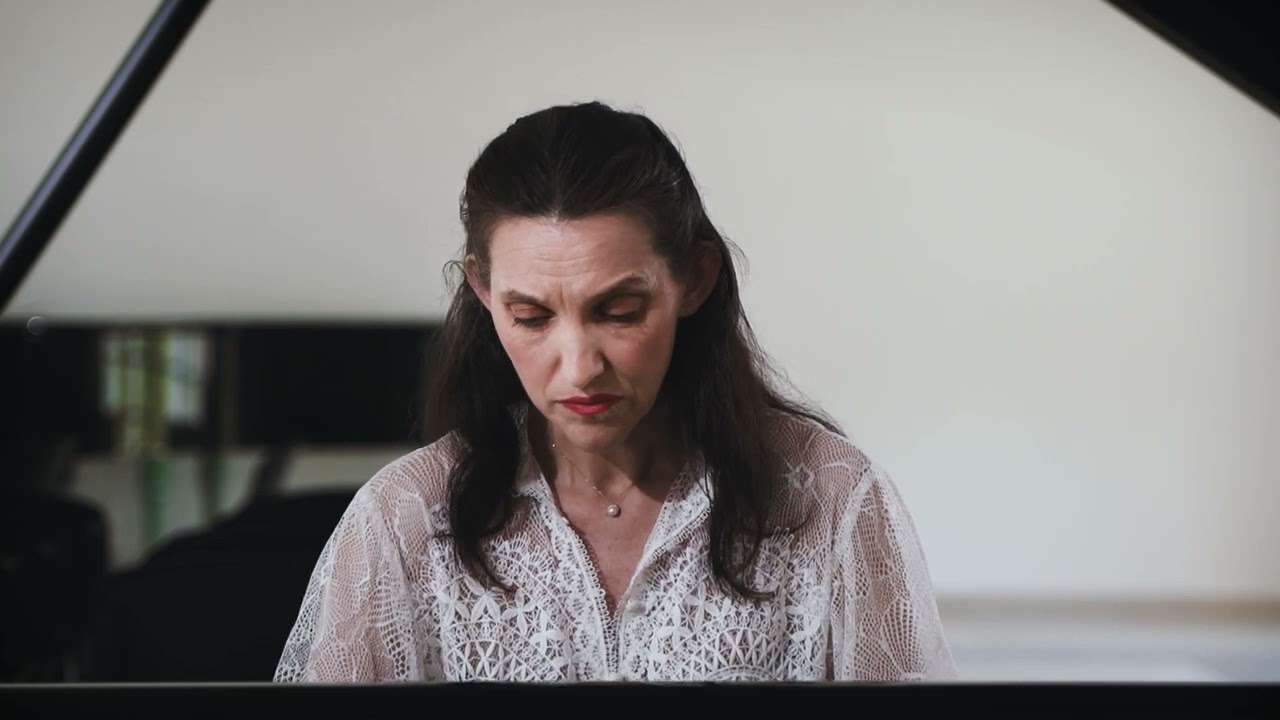 Christos Samaras: 24 preludes for piano (selection), Fani Karagianni piano