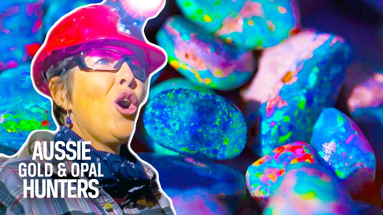 Opal Queen Finally Hit Black Opal | Outback Opal Hunters