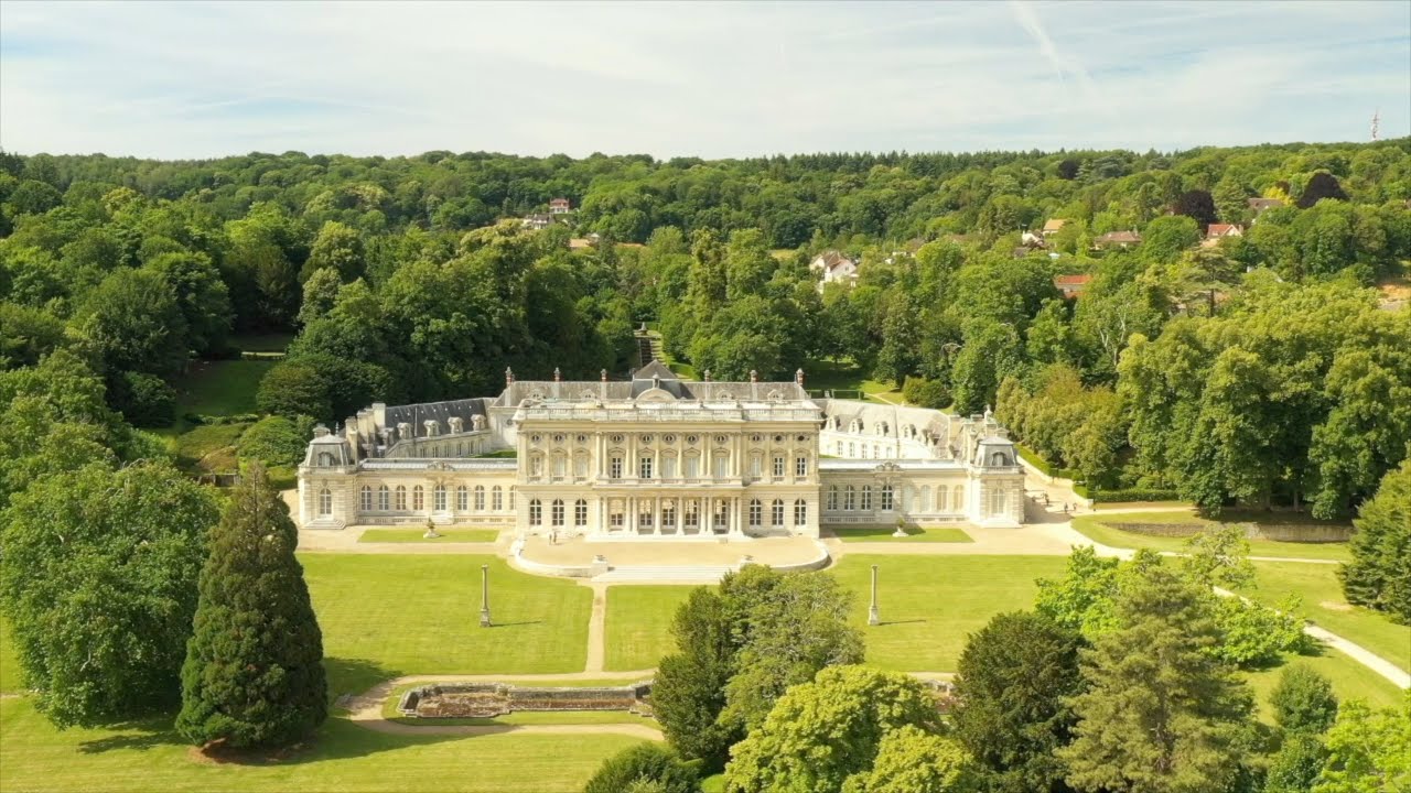 Le chateau de BIZY Vernon  Normandie  4k