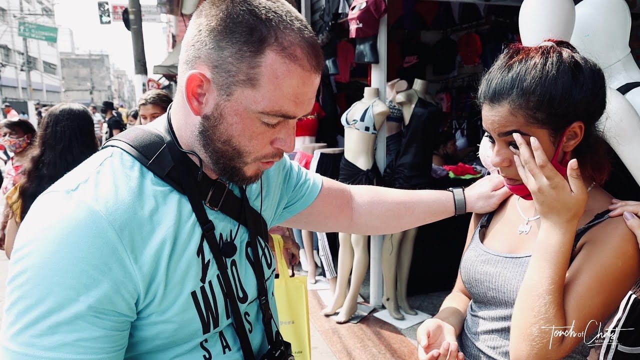 Repentance on the streets of Brás, São Paul, Brazil | Phillip Blair