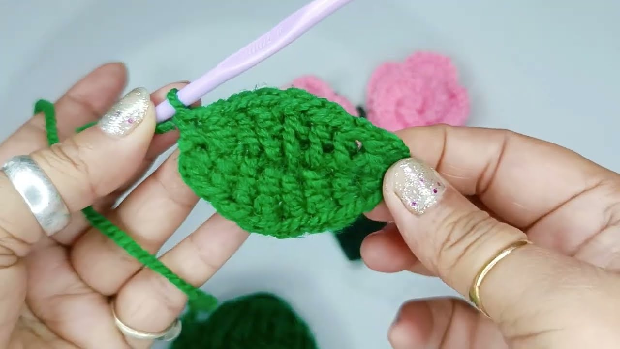 Easy Crochet Leaf Tutorial for Beginners | Beautiful Leaf Pattern 🍃