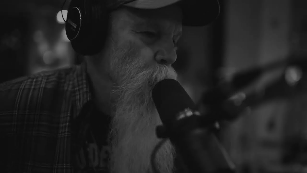 Seasick Steve - Somebody (Live)