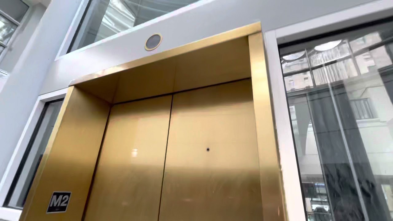 Epic motor Dover 3 story hydraulic elevator @ tower city center in Cleveland Ohio