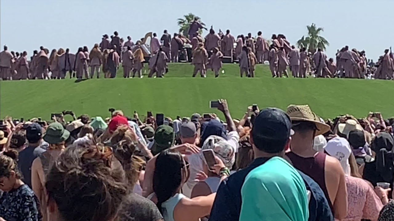Kanye Sunday Service @ Coachella W2 2019