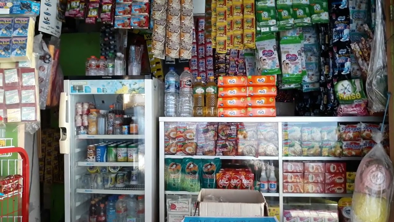 Sering-sering lah bersedakoh kepada ibumu. Insallah usaha TOKO mu akan laris.