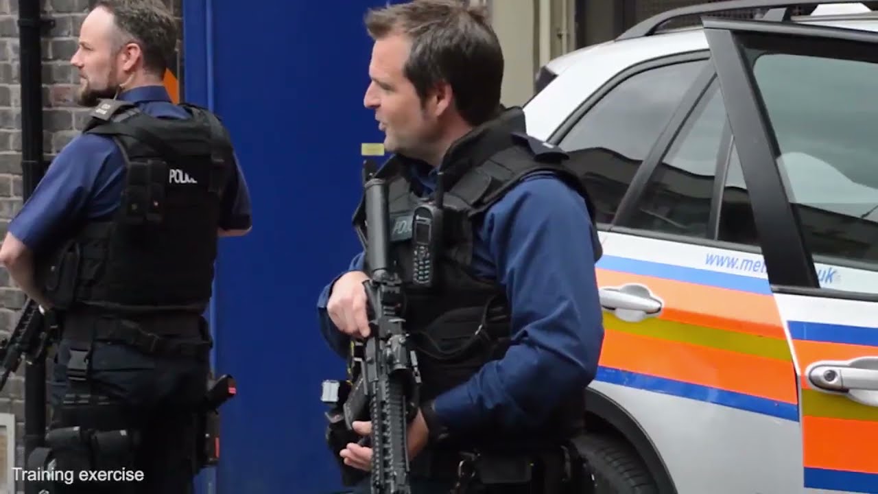 UK Police Tribute - AFO, SCO19, Police