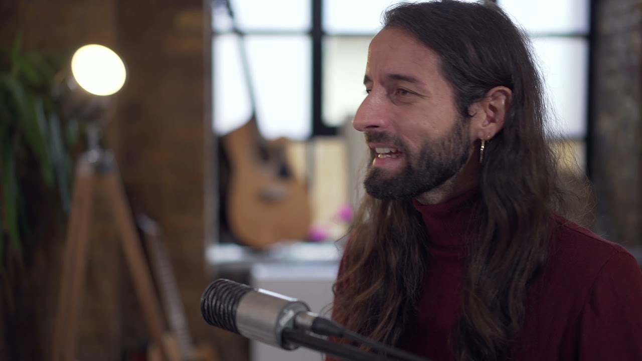 Silent Night / Feathers - Valerio Lysander (Goot Studio session)
