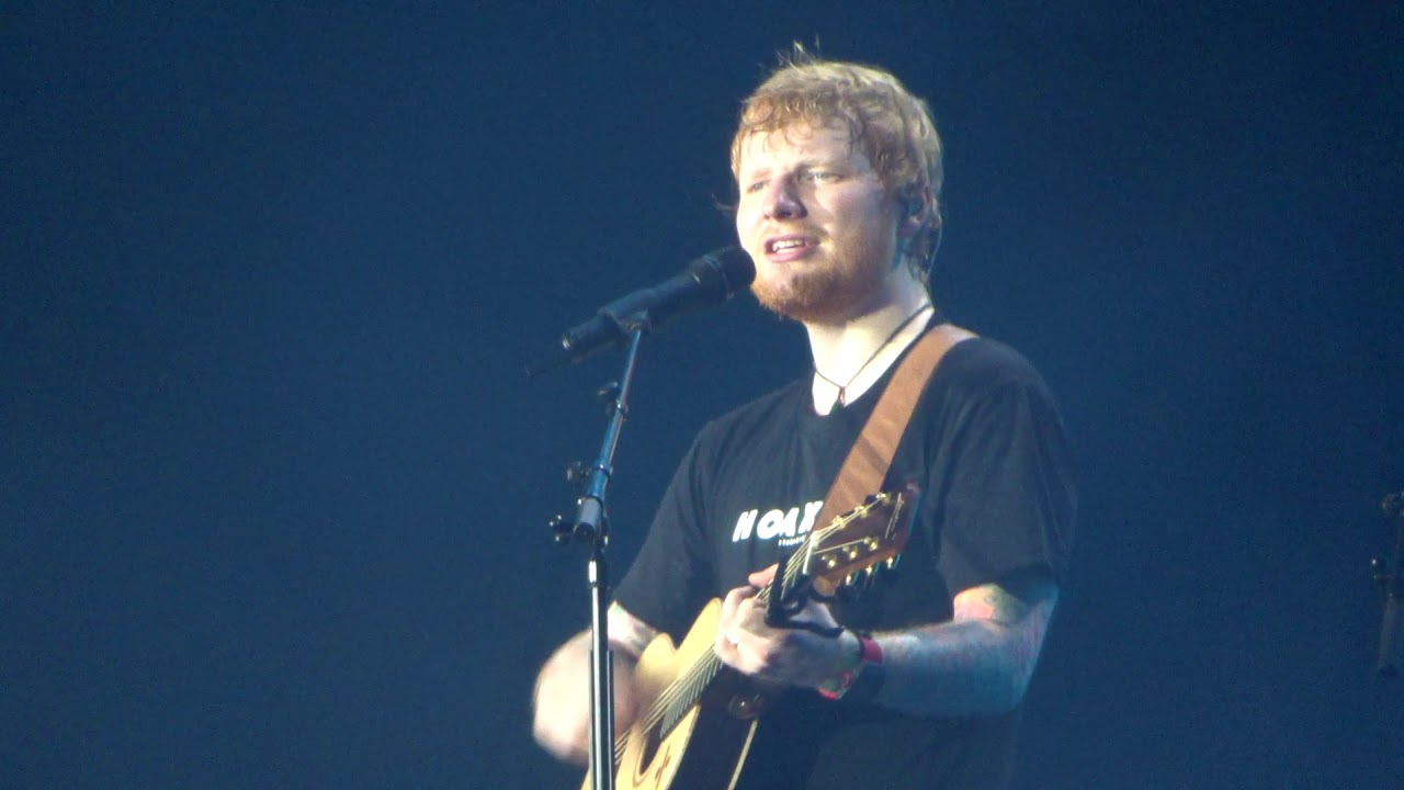 Kiss Me / Hearts Don't Break Around Here / Give Me Love - Ed Sheeran (23-02-2019)