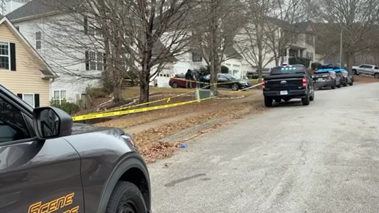 Man shoots, kills his mother, stepfather at Powder Springs home, police say