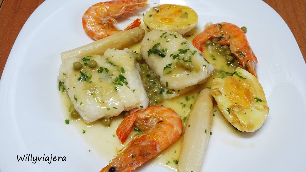 MERLUZA A LA VASCA🐟🦐. Un plato estrella🌟