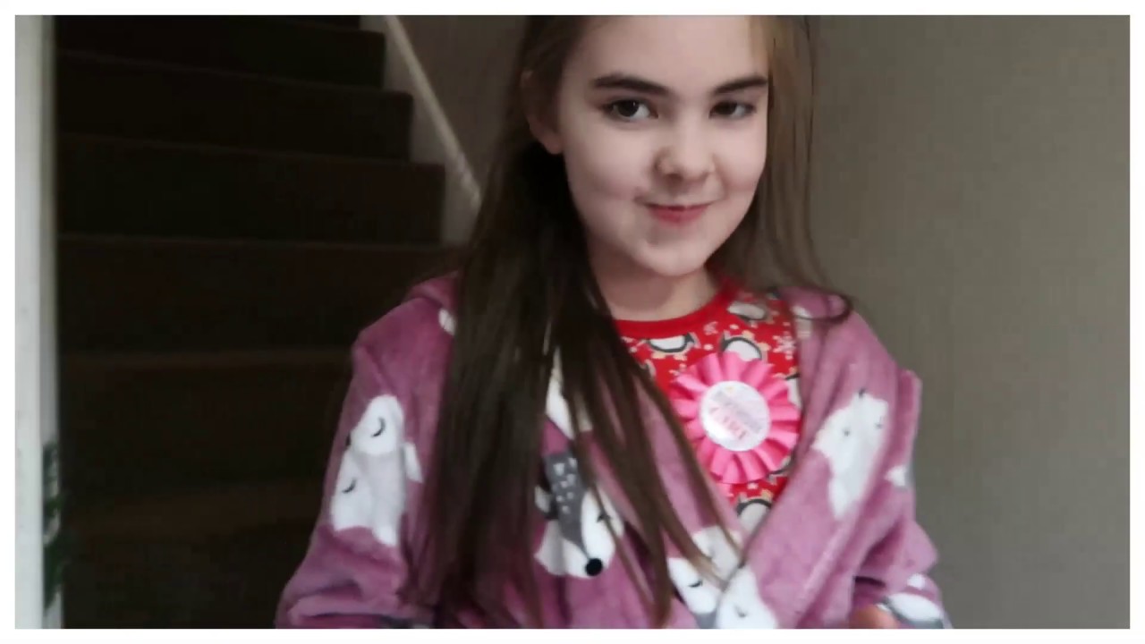 MYIAH GETS A IPHONE FOR 10TH BIRTHDAY