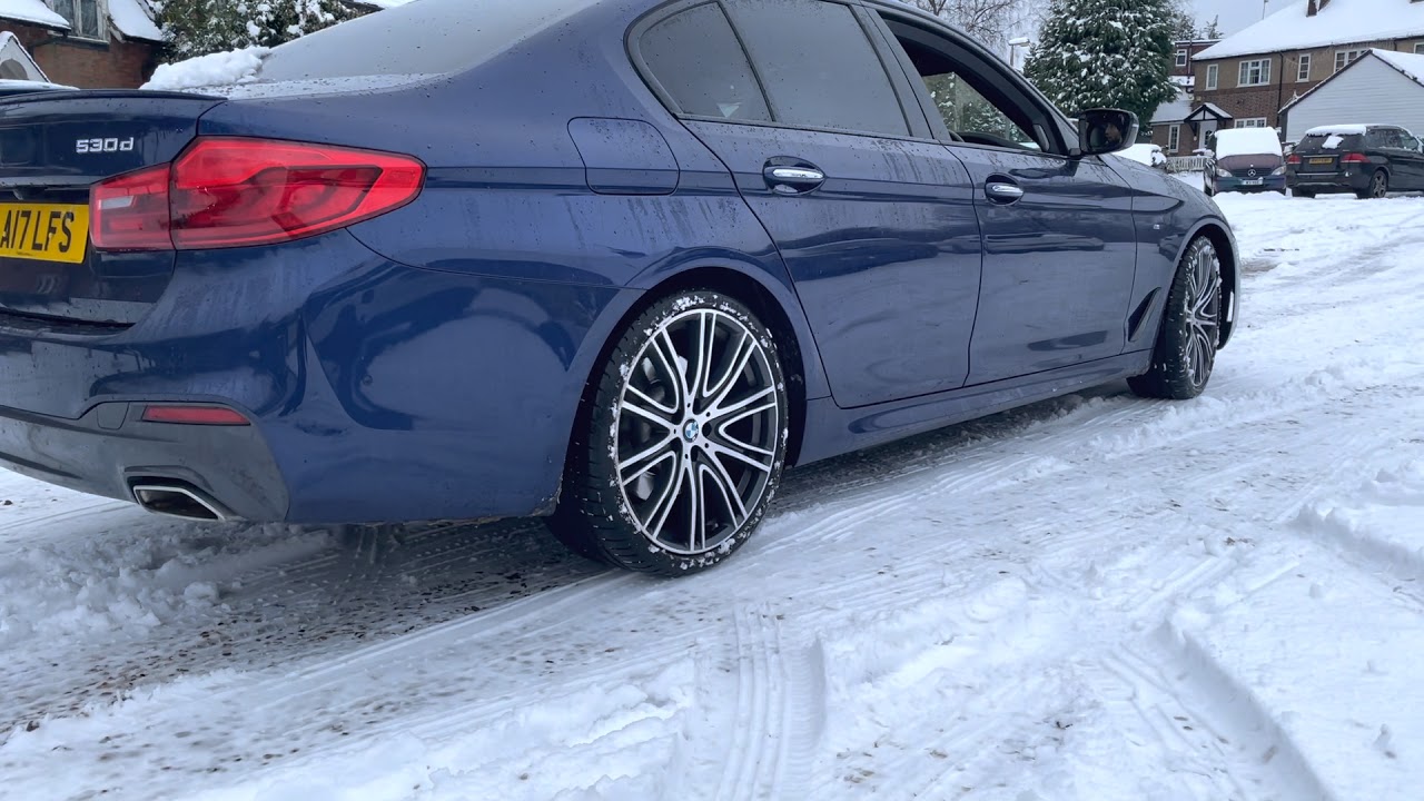 bmw g30 RWD driving on snow