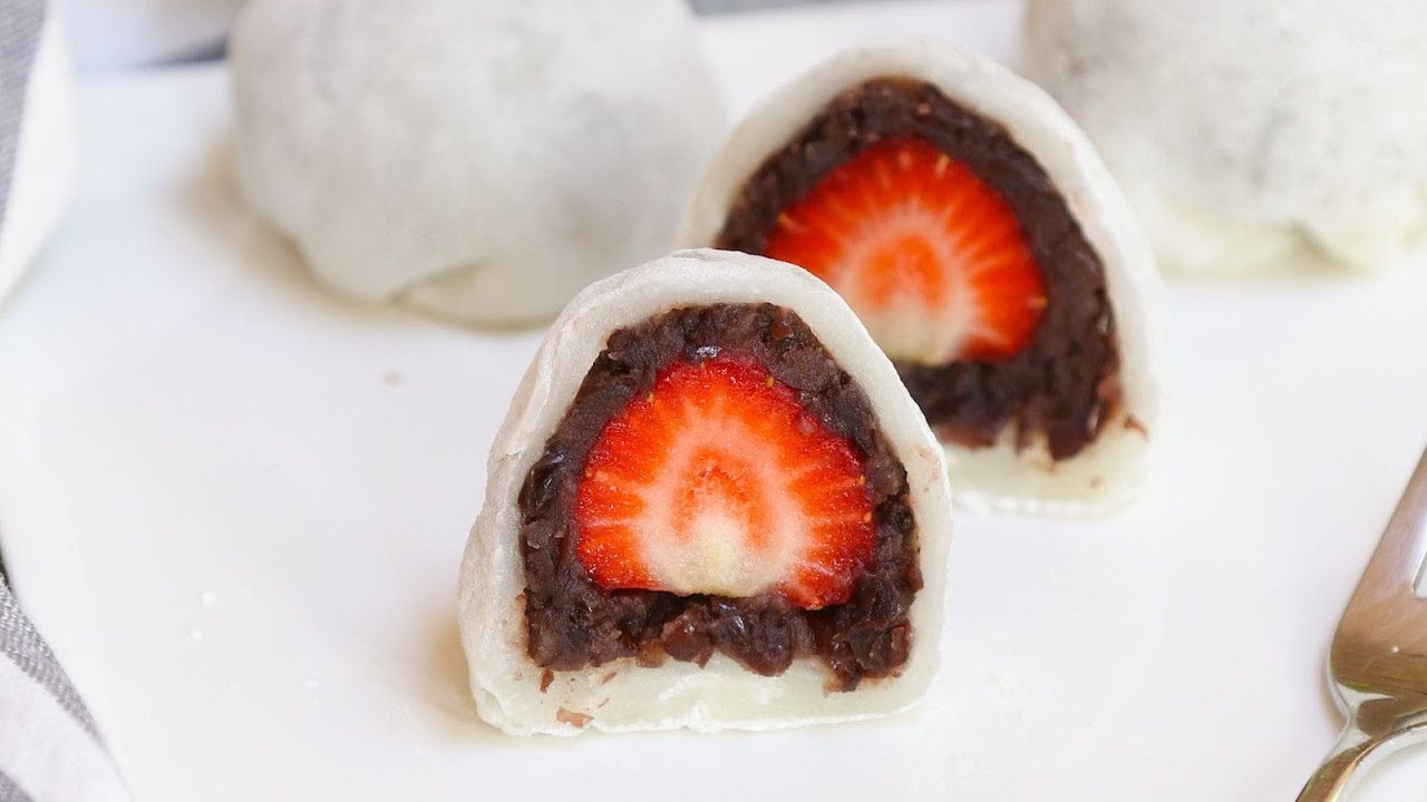 20 Minute Strawberry Mochi